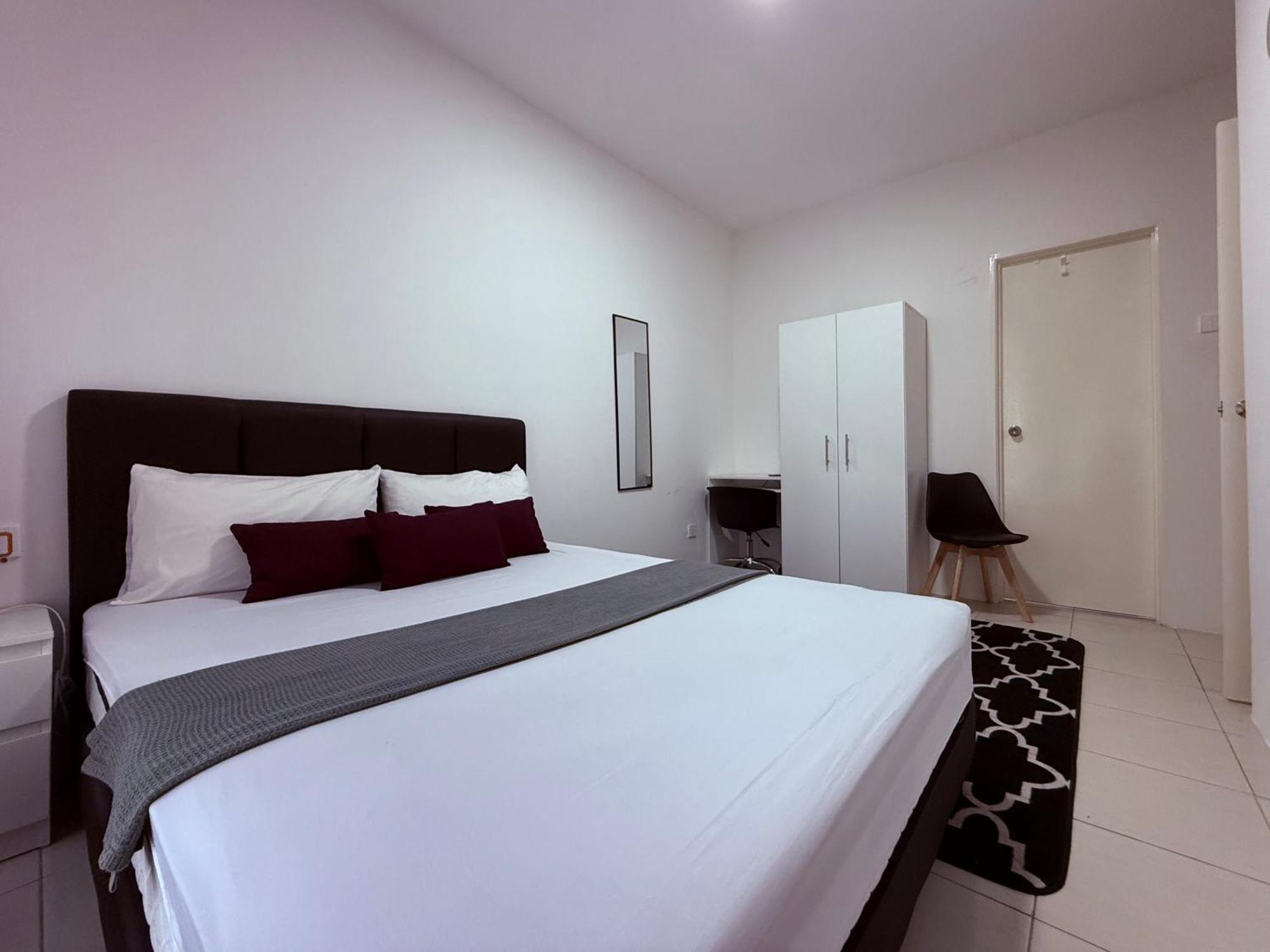 Private Centre - With Host Homestay Ipoh